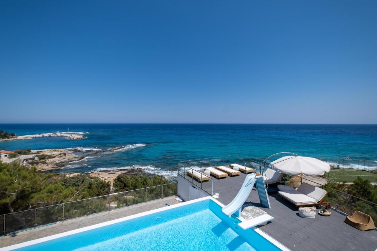 Icarus Luxury Beachfront Villa Gialiskari  Exteriér fotografie