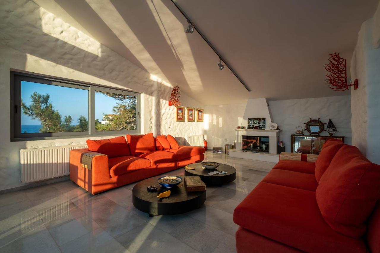 Icarus Luxury Beachfront Villa Gialiskari  Exteriér fotografie