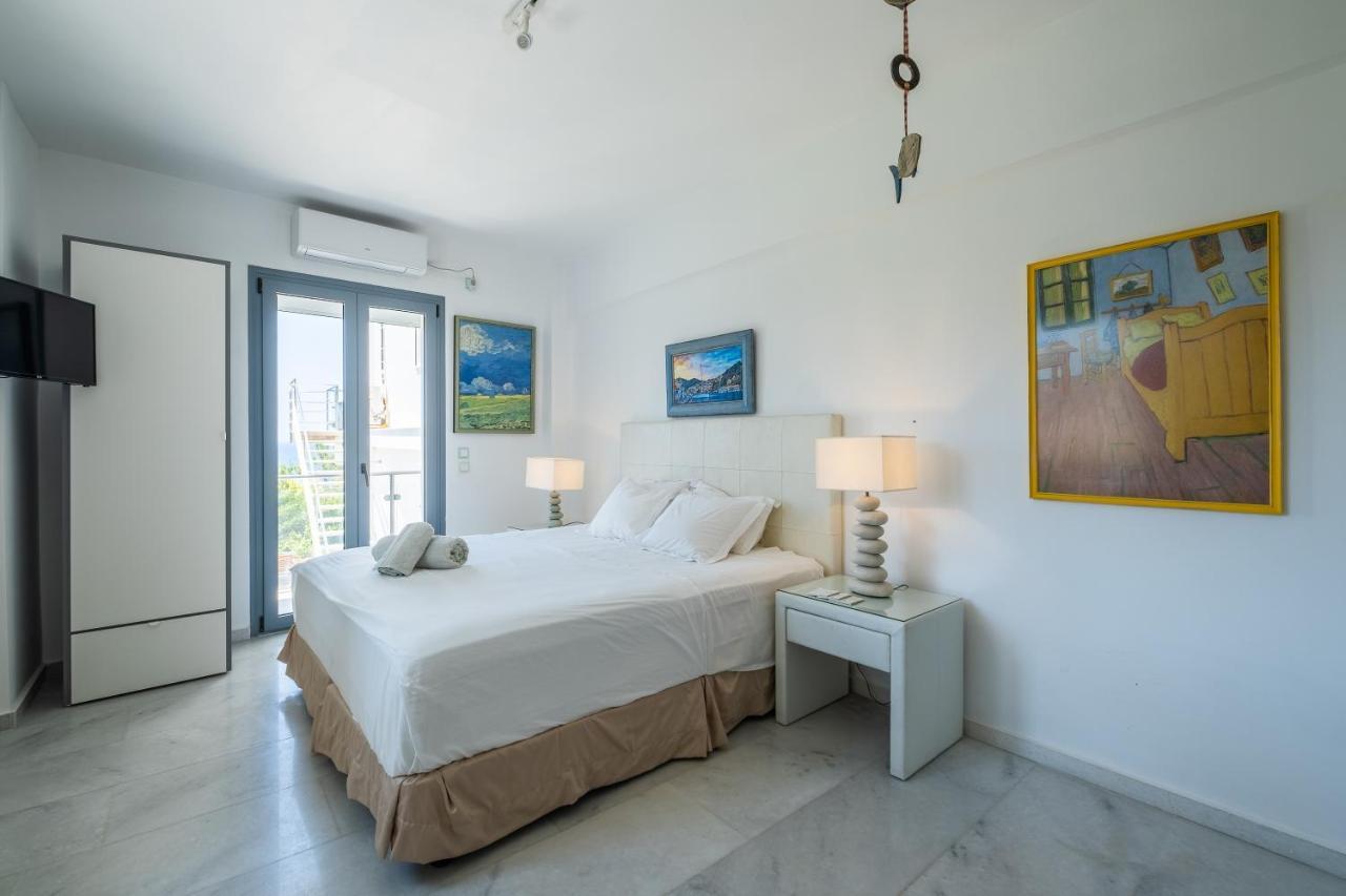 Icarus Luxury Beachfront Villa Gialiskari  Exteriér fotografie