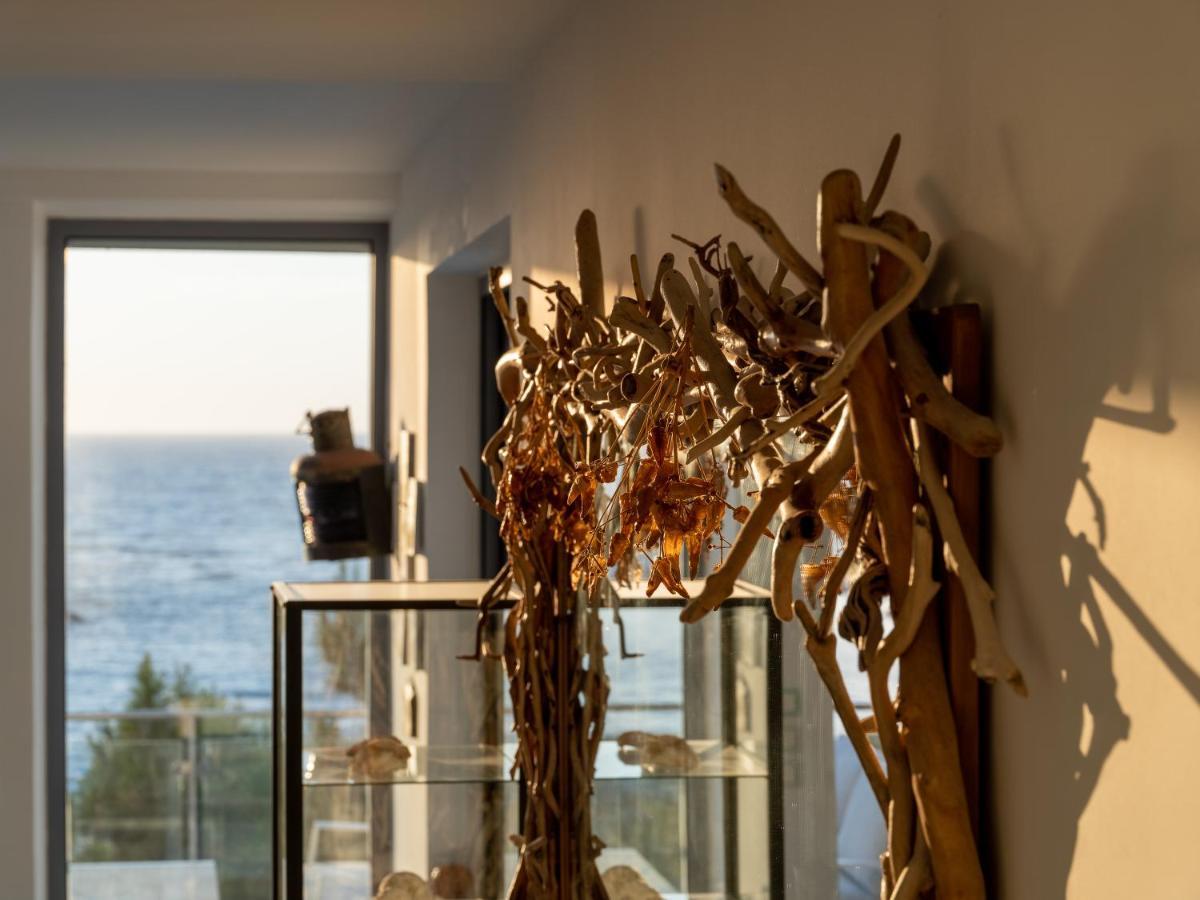 Icarus Luxury Beachfront Villa Gialiskari  Exteriér fotografie